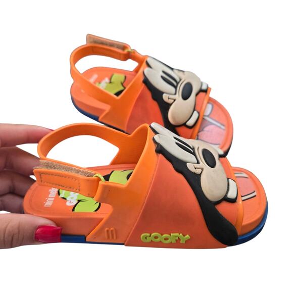 Mini Melissa x Disney Goofy Orange Rubber Sandals Size: 10 - Picture 4 of 5